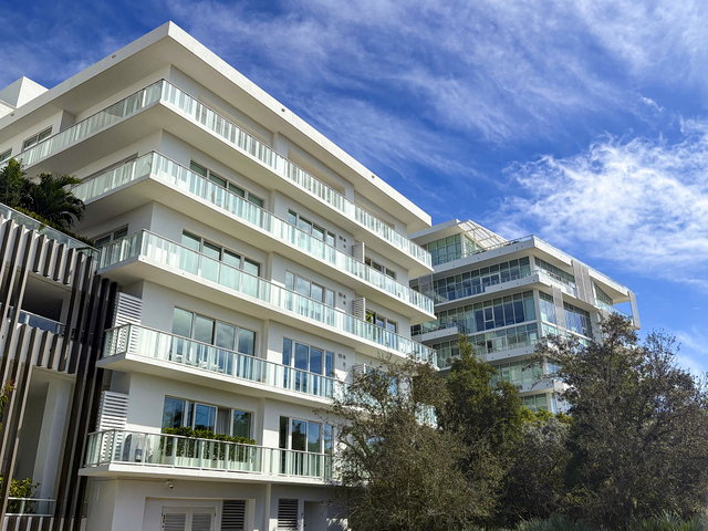 The Ritz Carlton Residences photo 3